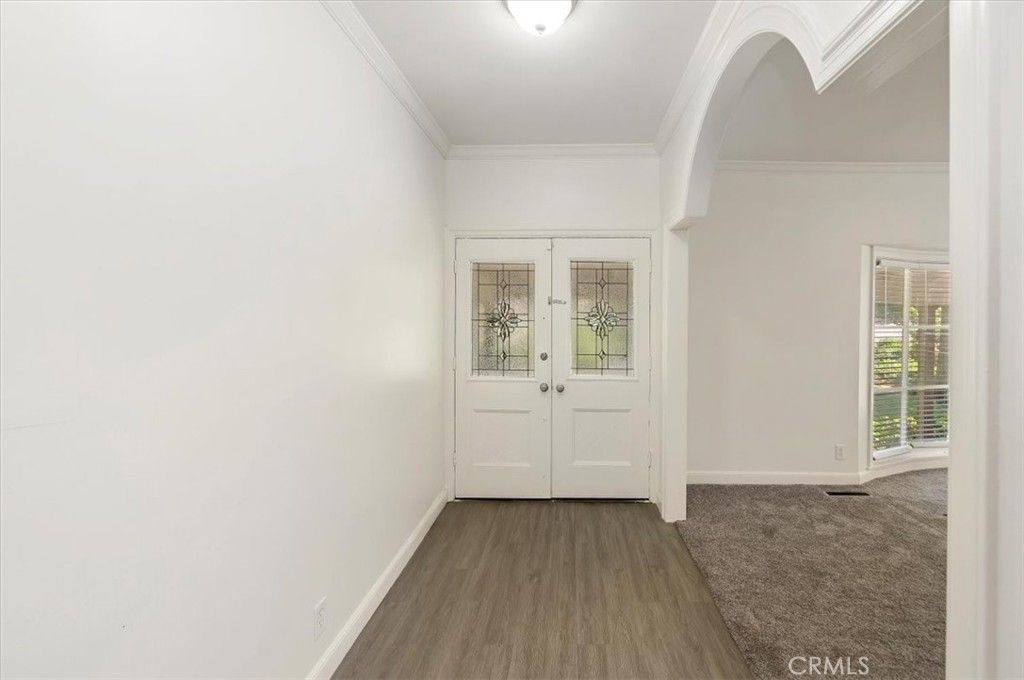 Image 9 of property listing at 2154 Gainsborough, Riverside, CA 92506