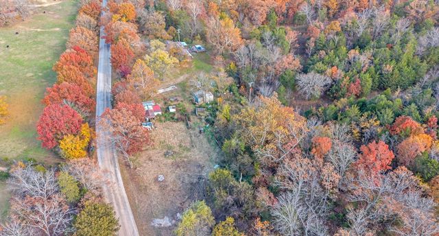 10088 Whitehouse Road, Fayetteville, AR 72701