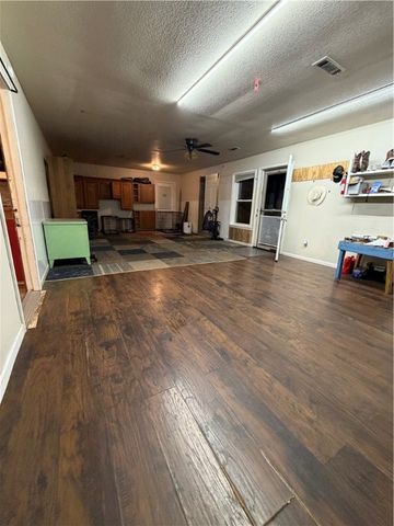 10088 Whitehouse Road, Fayetteville, AR 72701