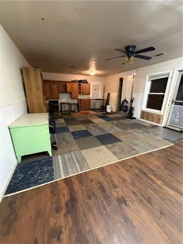 10088 Whitehouse Road, Fayetteville, AR 72701