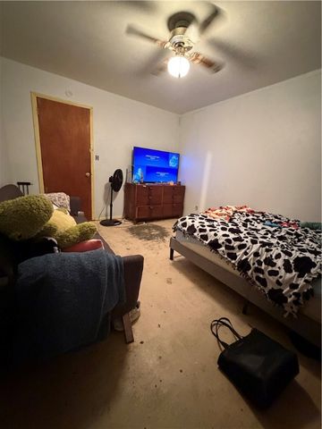 10088 Whitehouse Road, Fayetteville, AR 72701