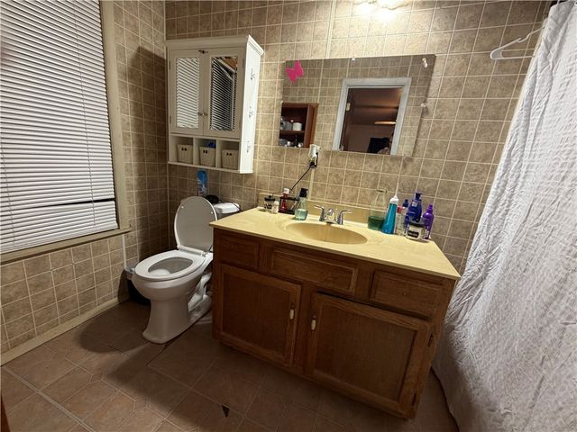 10088 Whitehouse Road, Fayetteville, AR 72701