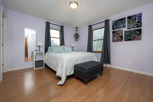 1101 9th St NW, Waverly, IA 50677