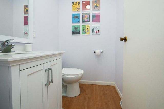 1101 9th St NW, Waverly, IA 50677