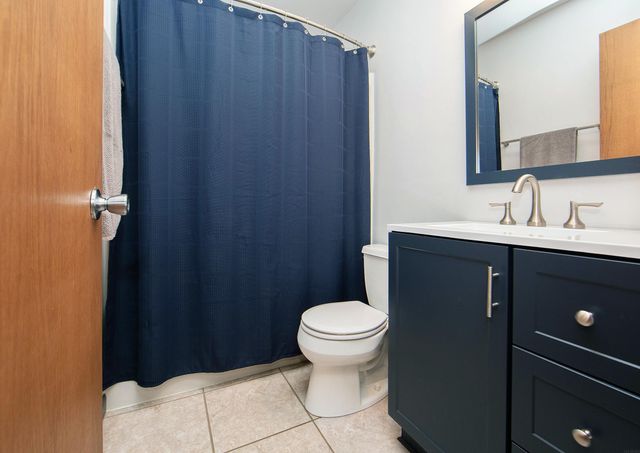 1101 9th St NW, Waverly, IA 50677