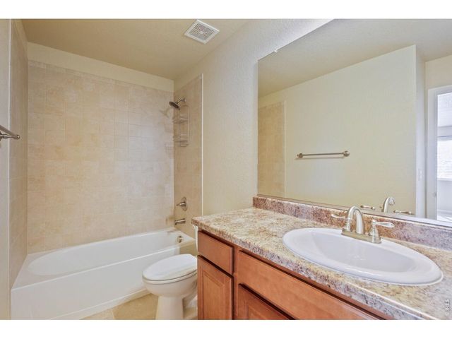 2881 Tallgrass Ln, Berthoud, CO 80513