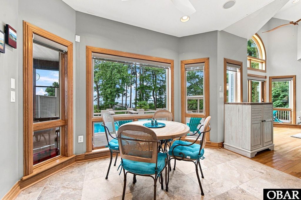 Image 13 of property listing at 3044 Martins Point Road, Kitty Hawk, NC 27949