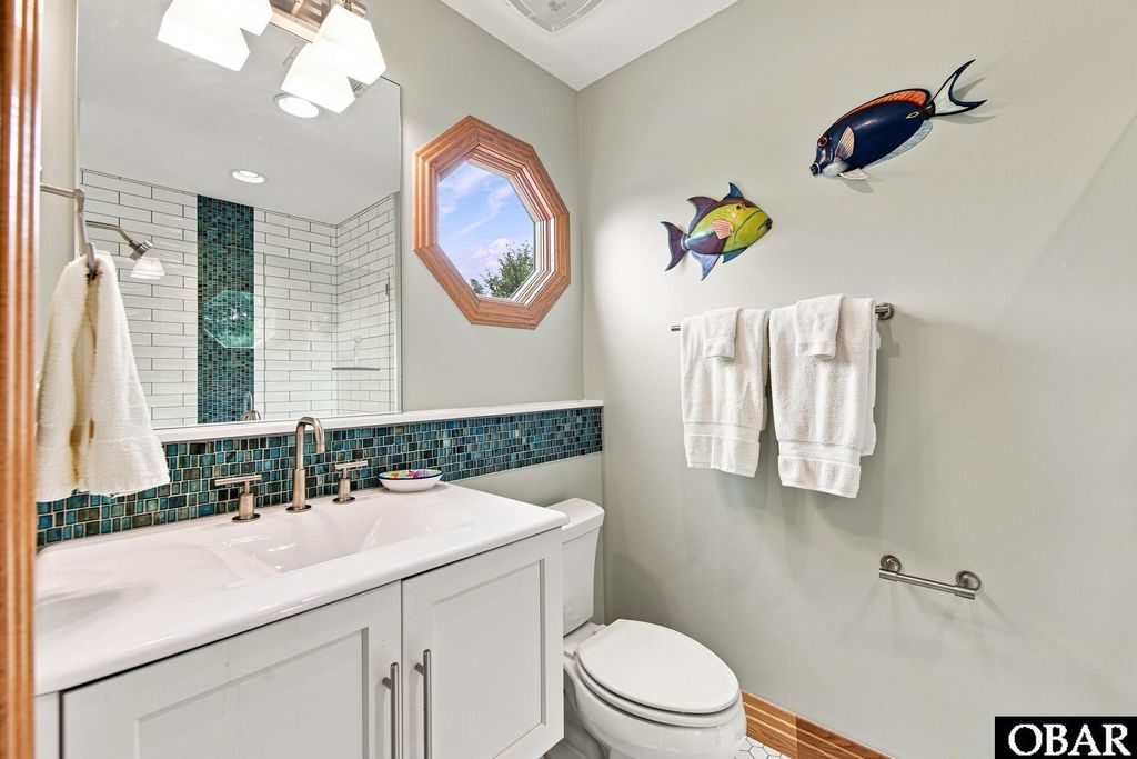Image 27 of property listing at 3044 Martins Point Road, Kitty Hawk, NC 27949