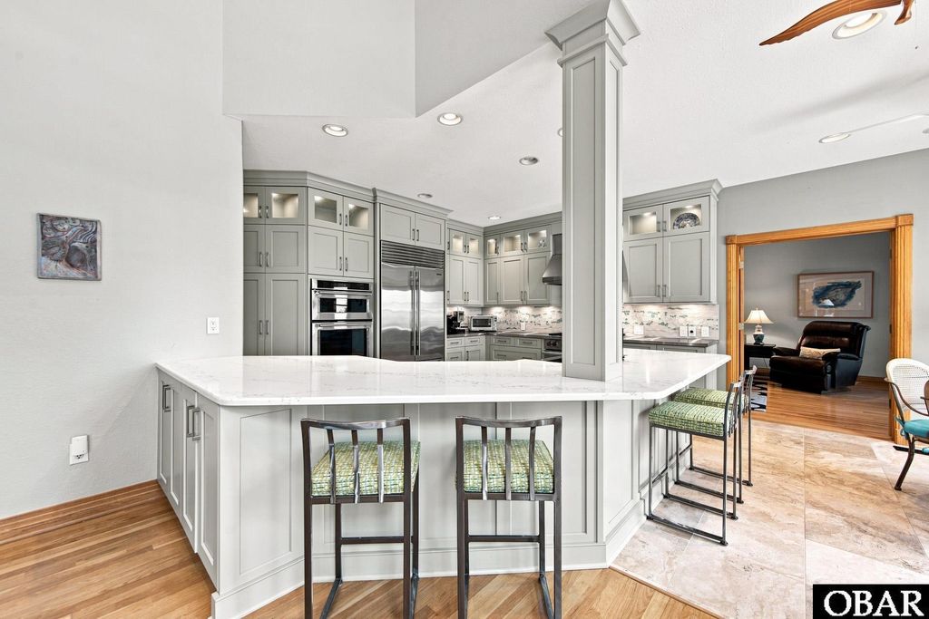 Image 5 of property listing at 3044 Martins Point Road, Kitty Hawk, NC 27949