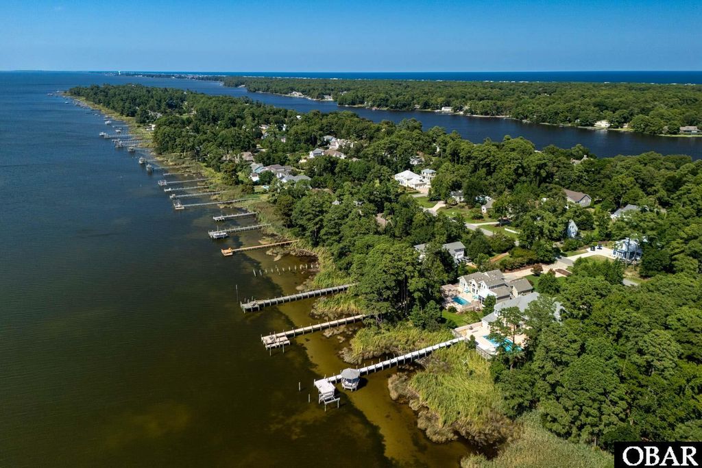 Image 48 of property listing at 3044 Martins Point Road, Kitty Hawk, NC 27949