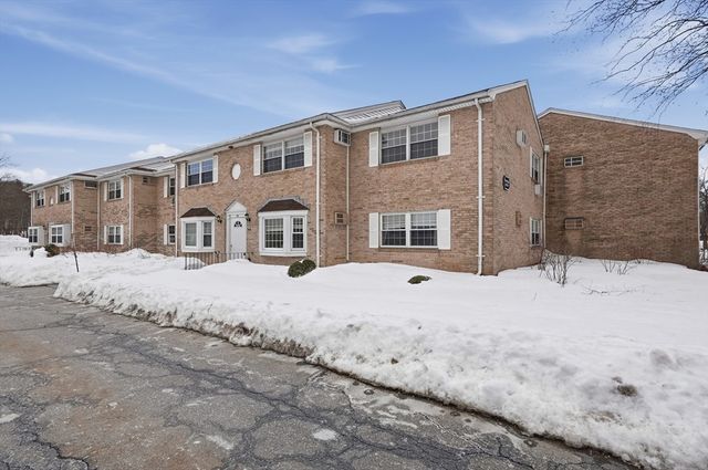 70 Washington Park Dr 6, Andover, MA 01810