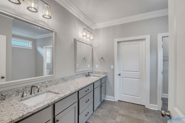 209 Somerton Drive, Huntsville, AL 35811