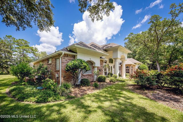 2408 Olde Oak Pointe, Ocean Springs, MS 39564