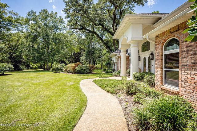 2408 Olde Oak Pointe, Ocean Springs, MS 39564