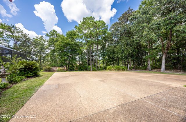 2408 Olde Oak Pointe, Ocean Springs, MS 39564