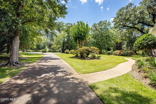 2408 Olde Oak Pointe, Ocean Springs, MS 39564