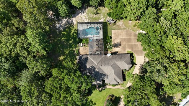 2408 Olde Oak Pointe, Ocean Springs, MS 39564
