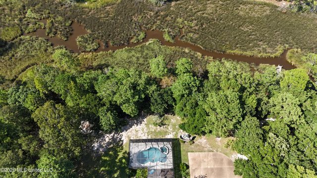 2408 Olde Oak Pointe, Ocean Springs, MS 39564