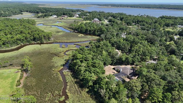 2408 Olde Oak Pointe, Ocean Springs, MS 39564