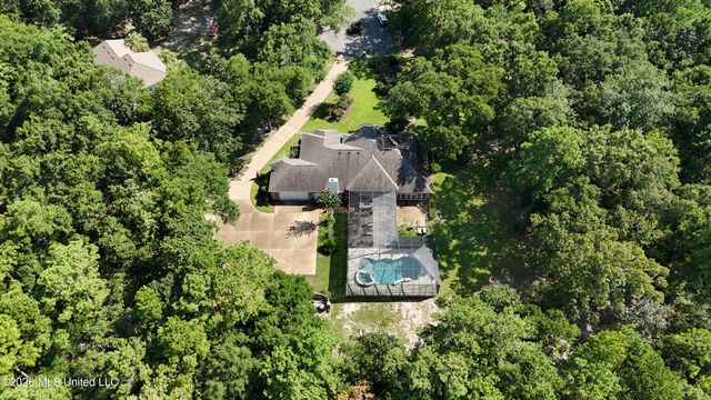 2408 Olde Oak Pointe, Ocean Springs, MS 39564