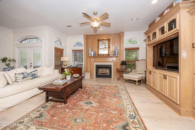 2408 Olde Oak Pointe, Ocean Springs, MS 39564