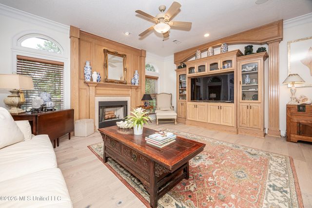 2408 Olde Oak Pointe, Ocean Springs, MS 39564