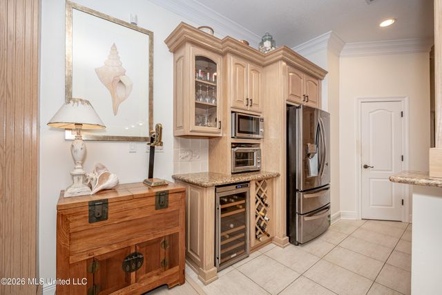 2408 Olde Oak Pointe, Ocean Springs, MS 39564