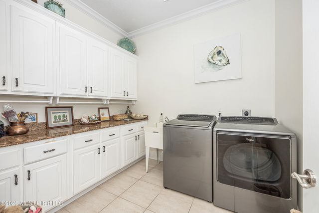 2408 Olde Oak Pointe, Ocean Springs, MS 39564