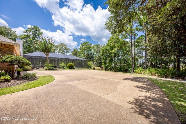 2408 Olde Oak Pointe, Ocean Springs, MS 39564