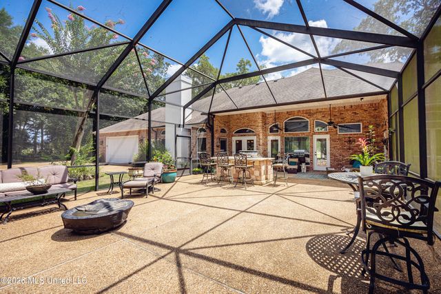 2408 Olde Oak Pointe, Ocean Springs, MS 39564