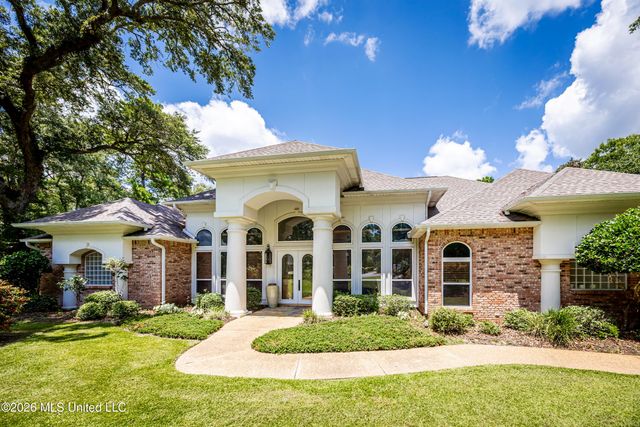 2408 Olde Oak Pointe, Ocean Springs, MS 39564