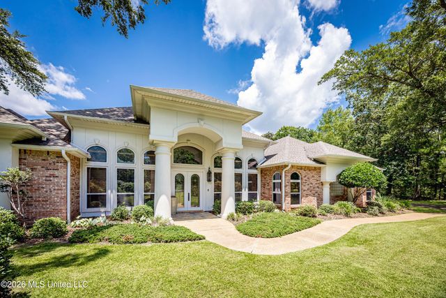 2408 Olde Oak Pointe, Ocean Springs, MS 39564