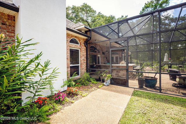 2408 Olde Oak Pointe, Ocean Springs, MS 39564