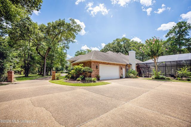 2408 Olde Oak Pointe, Ocean Springs, MS 39564