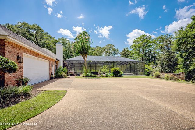 2408 Olde Oak Pointe, Ocean Springs, MS 39564