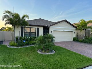 2013 Farmhouse Road SE, Palm Bay, FL 32909