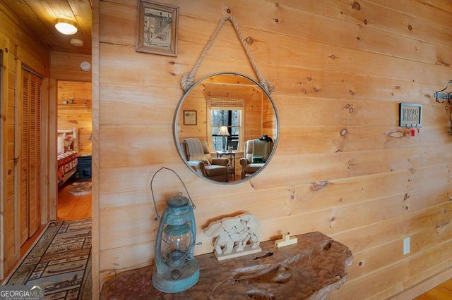 173 Mountain Laurel Lane, Ellijay, GA 30536