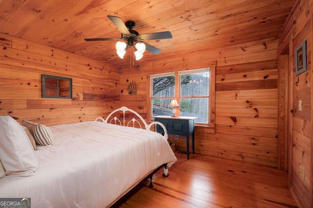 173 Mountain Laurel Lane, Ellijay, GA 30536