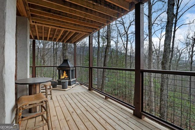 173 Mountain Laurel Lane, Ellijay, GA 30536