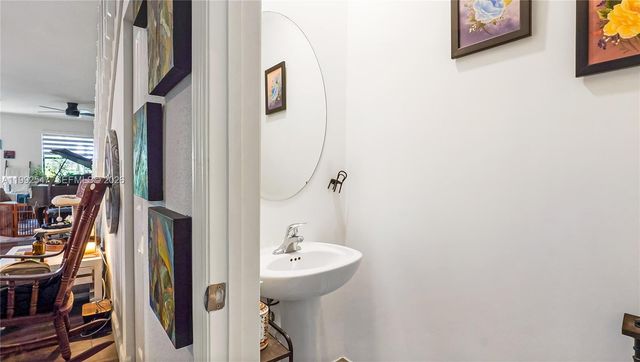 25060 SW 108th Ave, Homestead, FL 33032