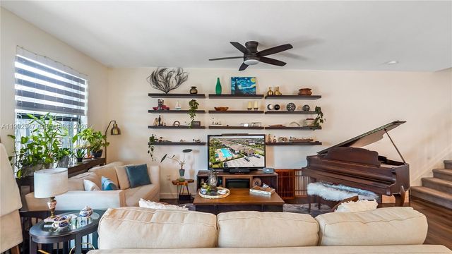 25060 SW 108th Ave, Homestead, FL 33032