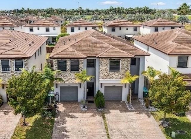 25060 SW 108th Ave, Homestead, FL 33032