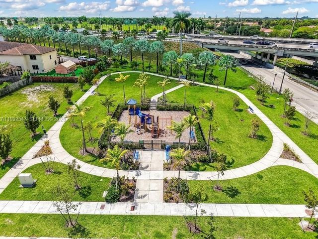 25060 SW 108th Ave, Homestead, FL 33032