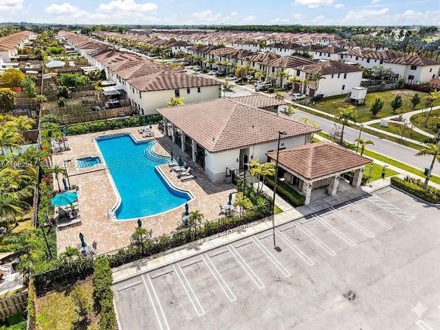 25060 SW 108th Ave, Homestead, FL 33032