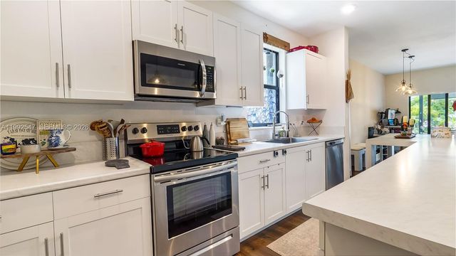 25060 SW 108th Ave, Homestead, FL 33032