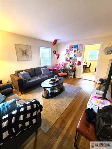 23 Coolidge Avenue, Edison, NJ 08837