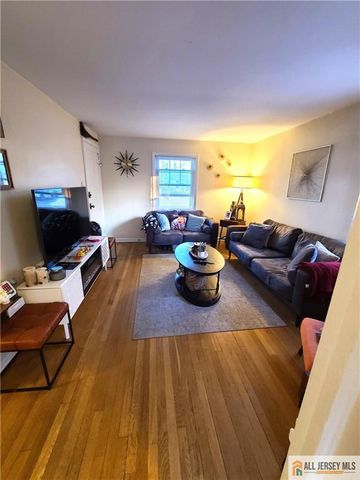 23 Coolidge Avenue, Edison, NJ 08837