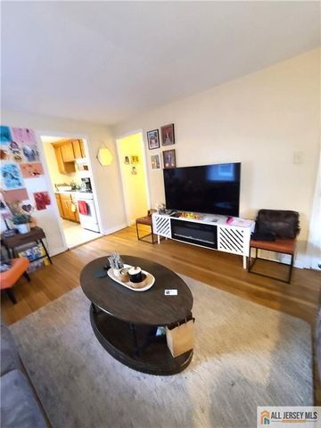 23 Coolidge Avenue, Edison, NJ 08837