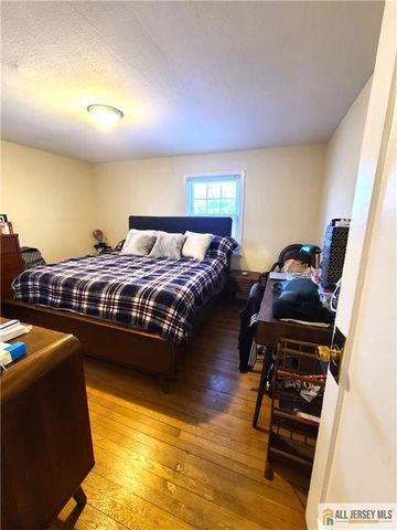 23 Coolidge Avenue, Edison, NJ 08837