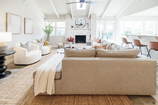 4445 Willowglen Way, Rocklin, CA 95677